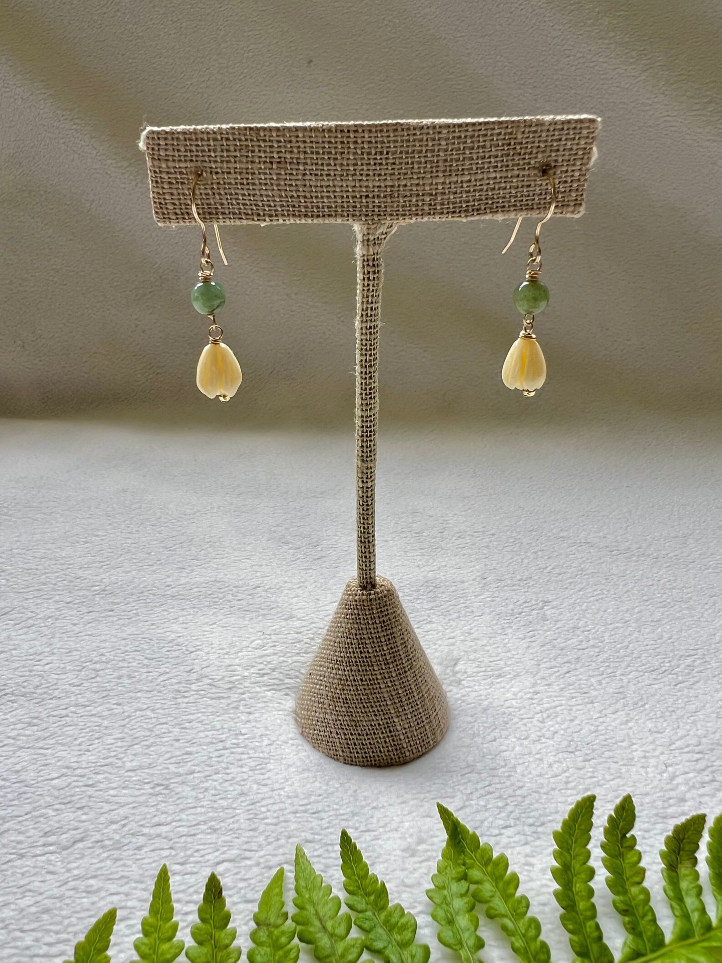 ‘Ekahi Pīkake & Jade Earrings