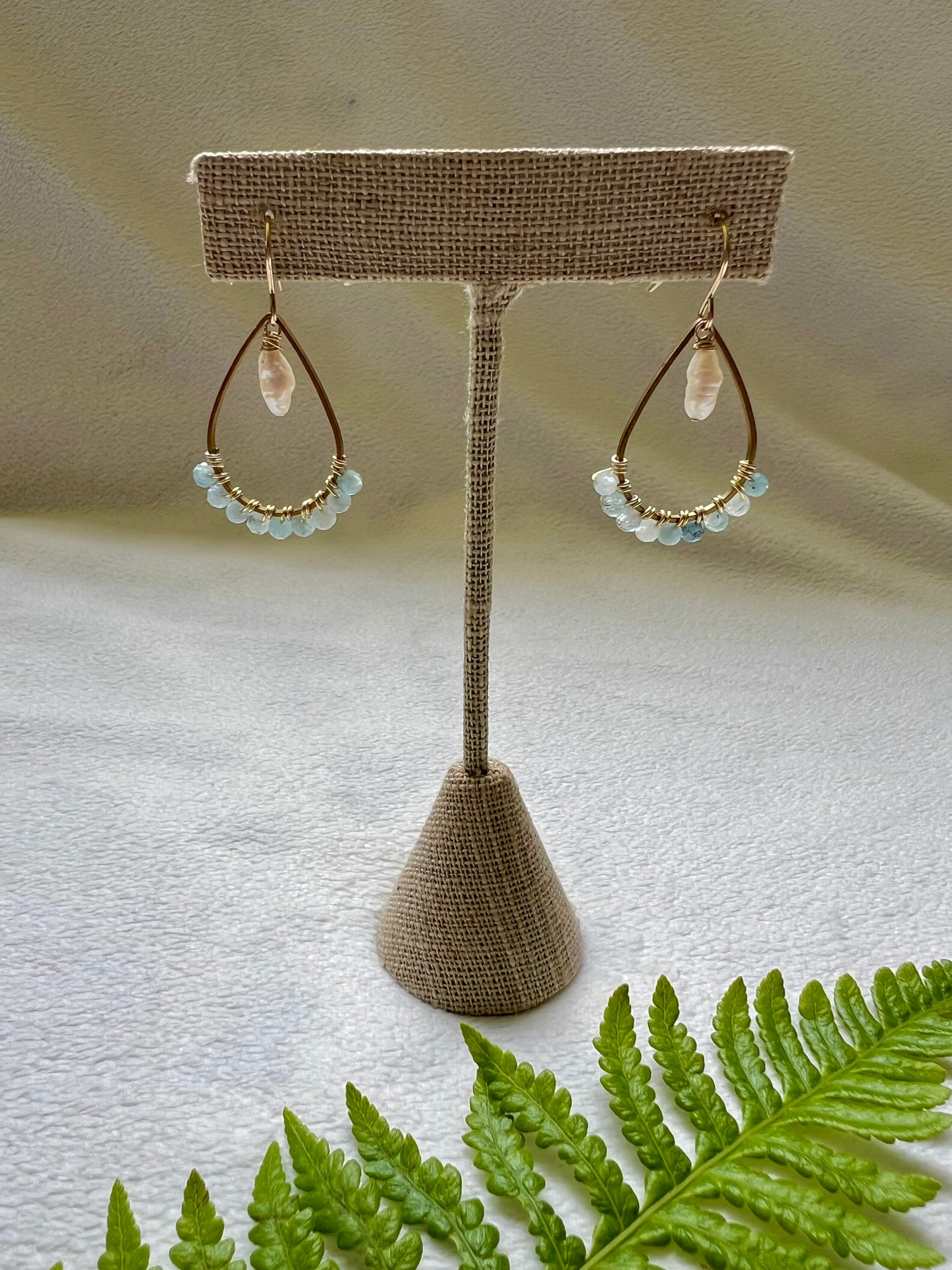 Keleawe Drops in Aquamarine & Pearl