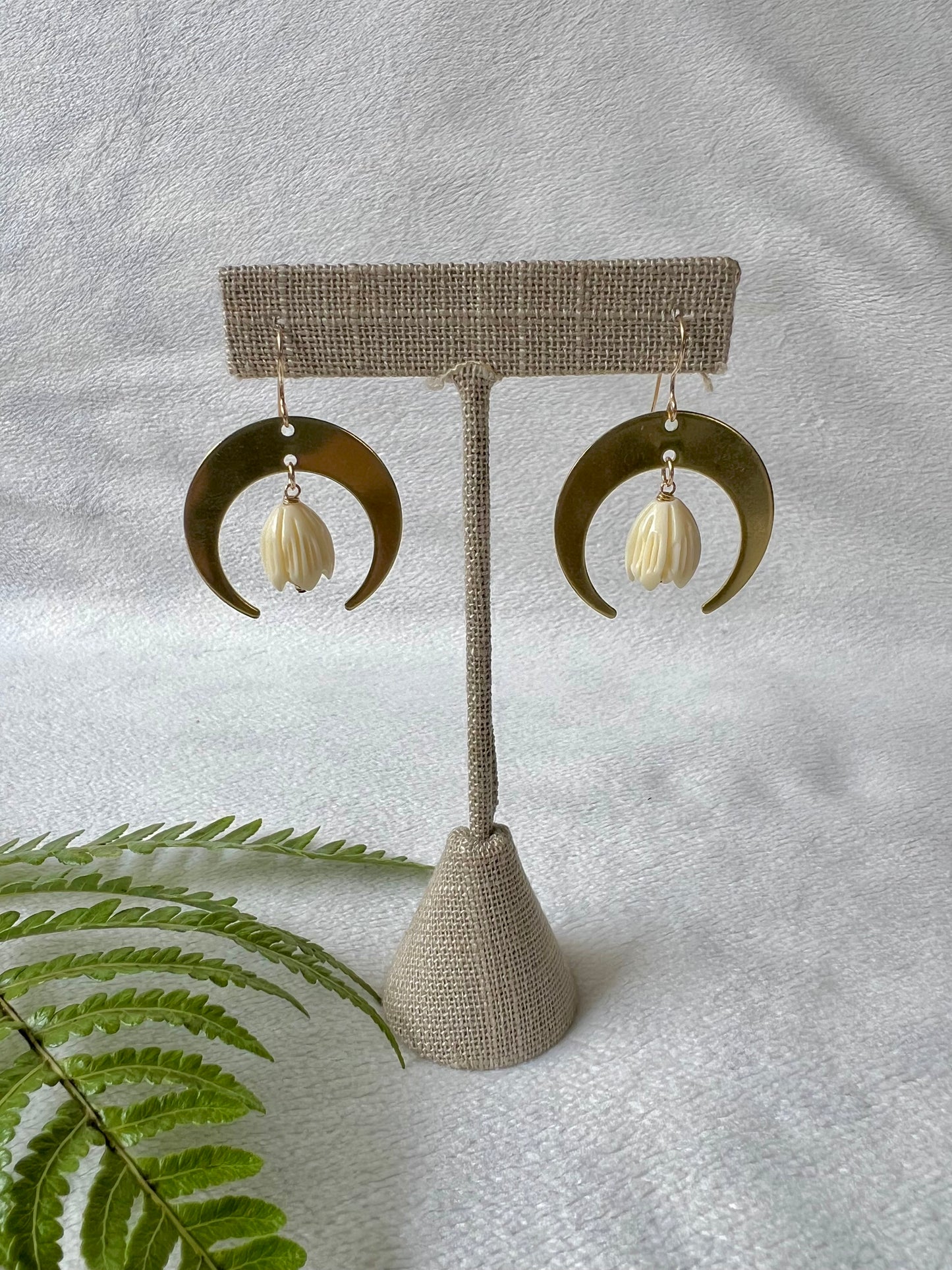 Pīkake Moon Earrings