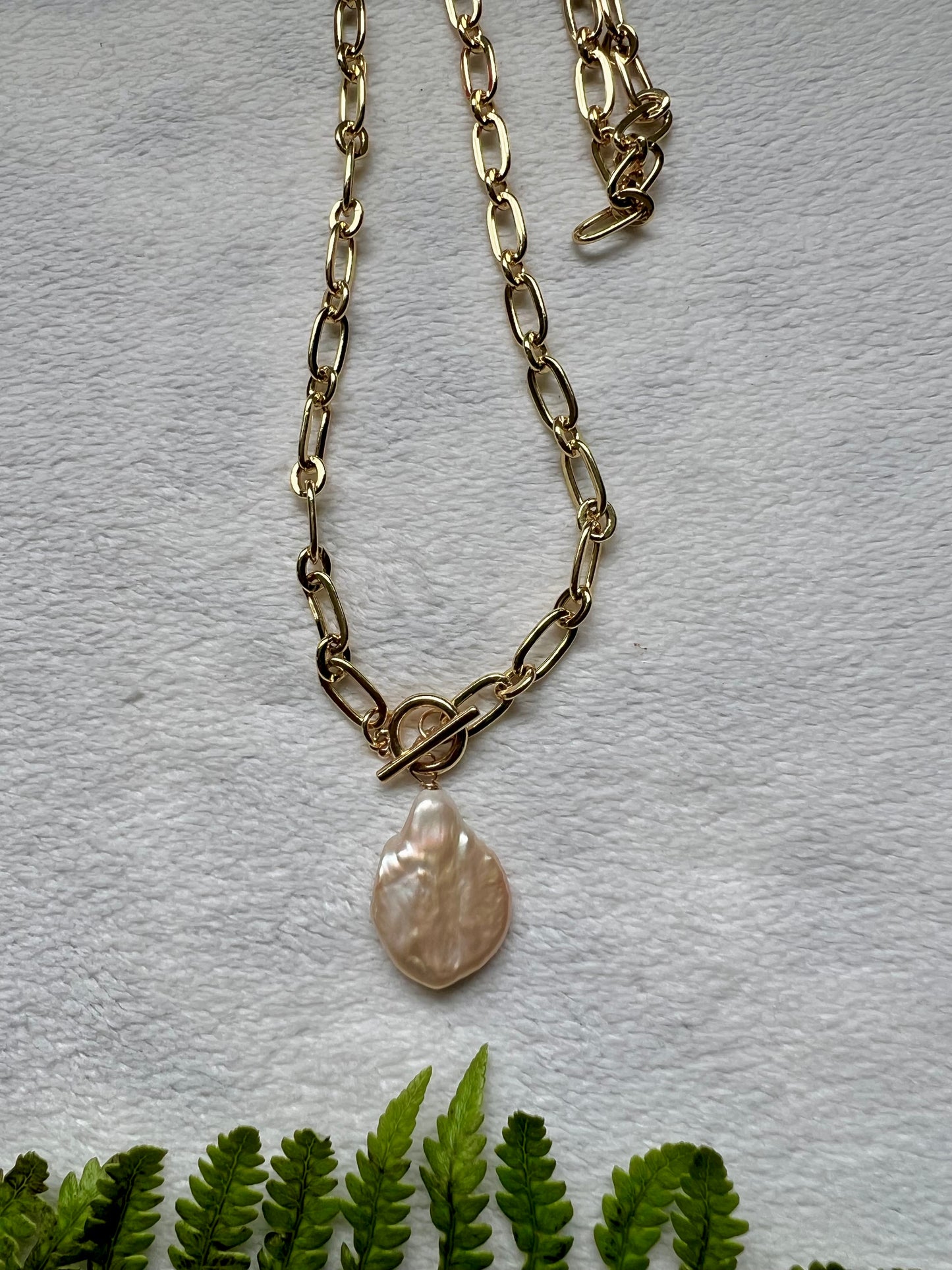 Boujee Necklace in Edison Pearl