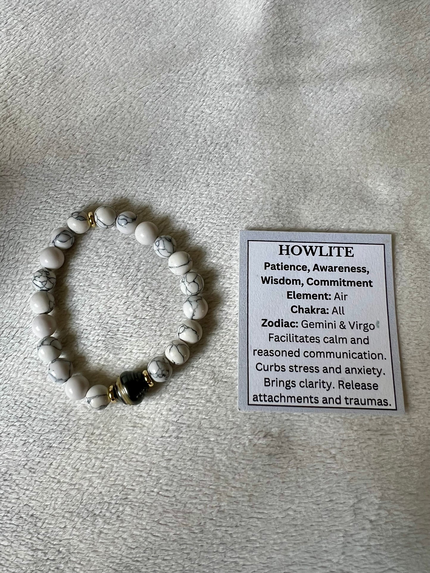 Tahitian Pearl & Howlite Bracelet