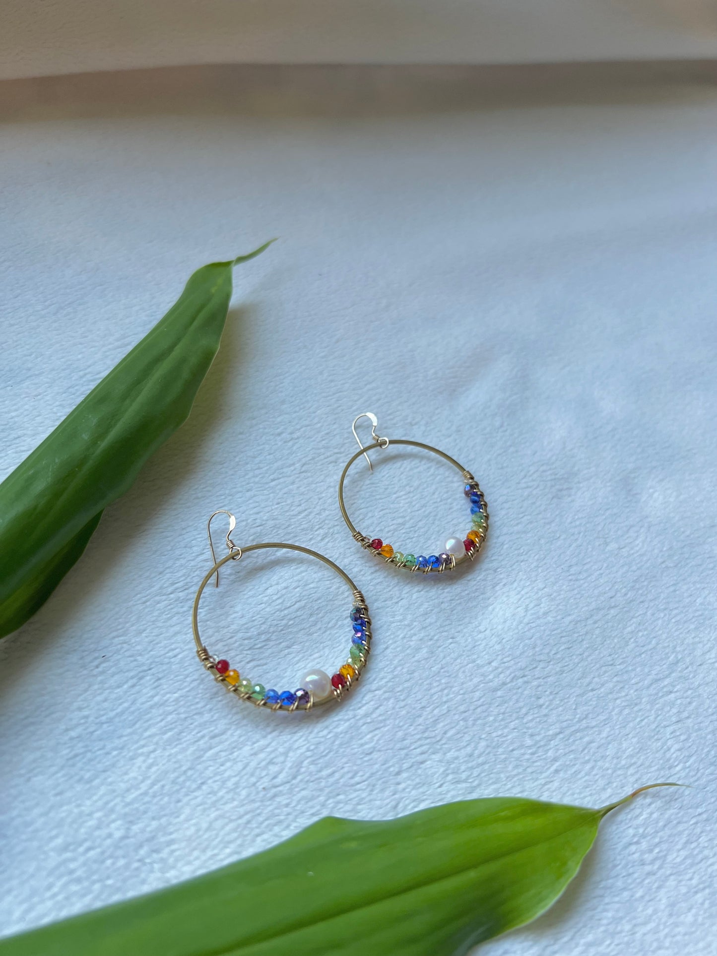 Keleawe Hoops in Ānuenue & Pearl