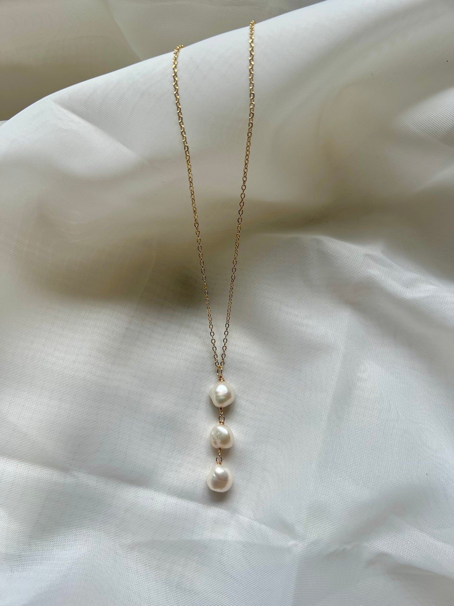 Jordyn Necklace in White Baroque Pearls