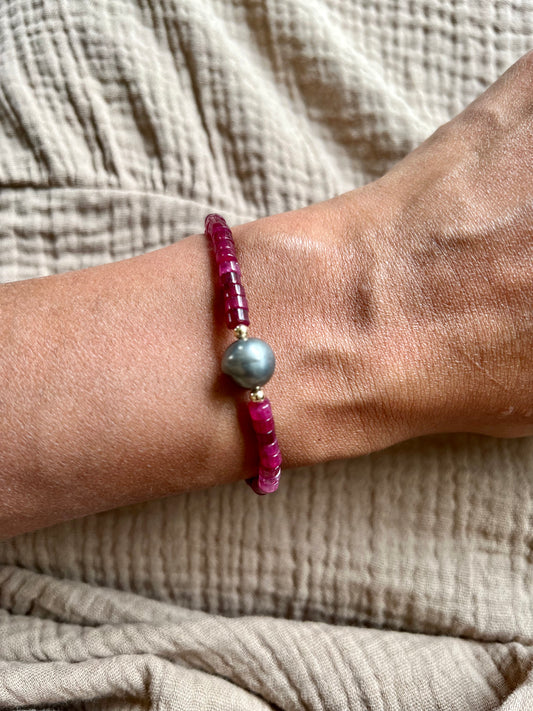 Tahitian Pearl & Ruby Jade Bracelet