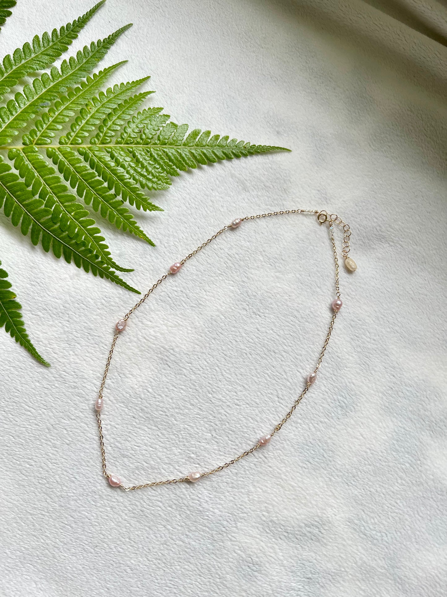 Baby Pink Pearl Choker