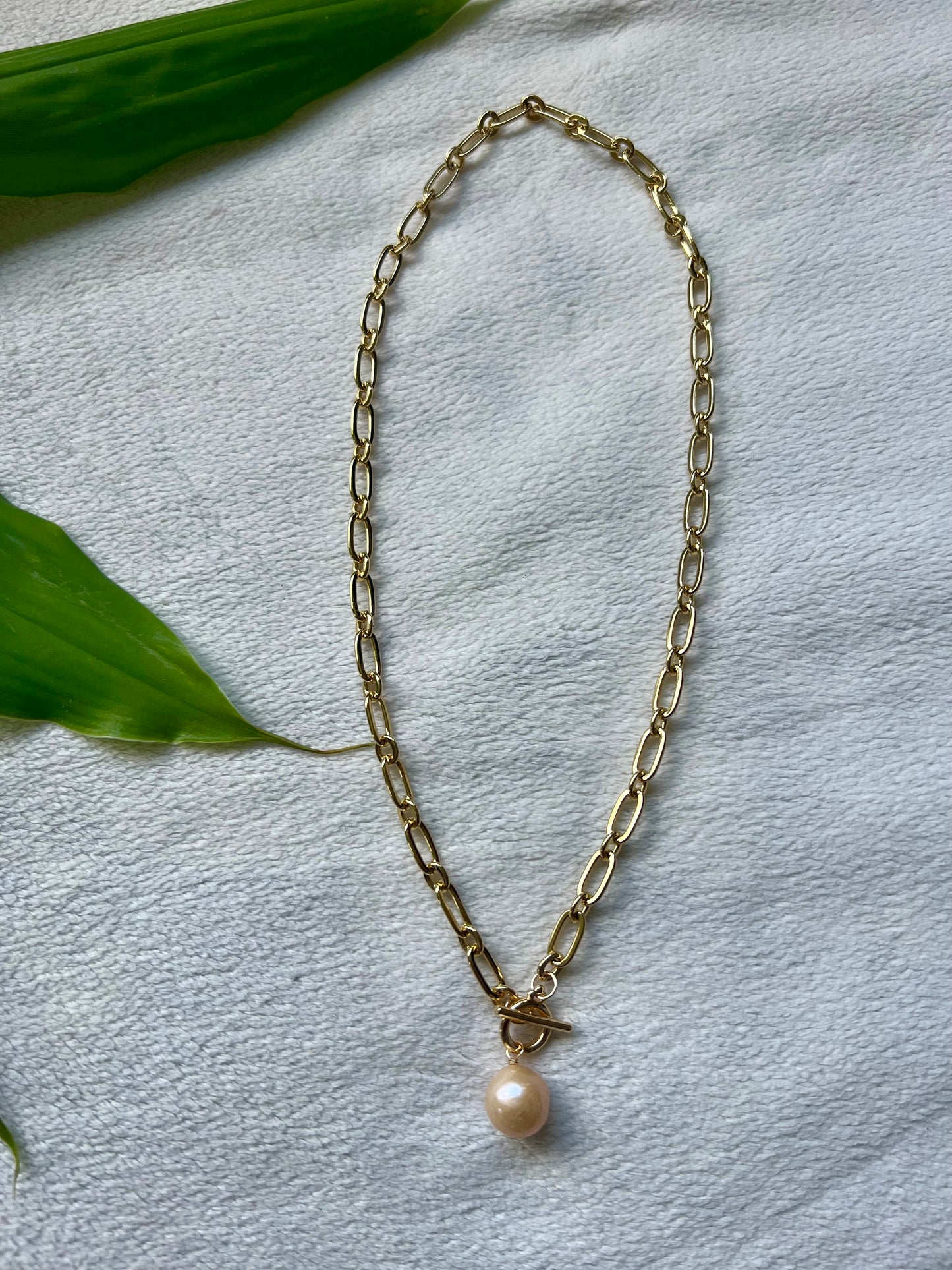 Boujee Necklace in Edison Pearl