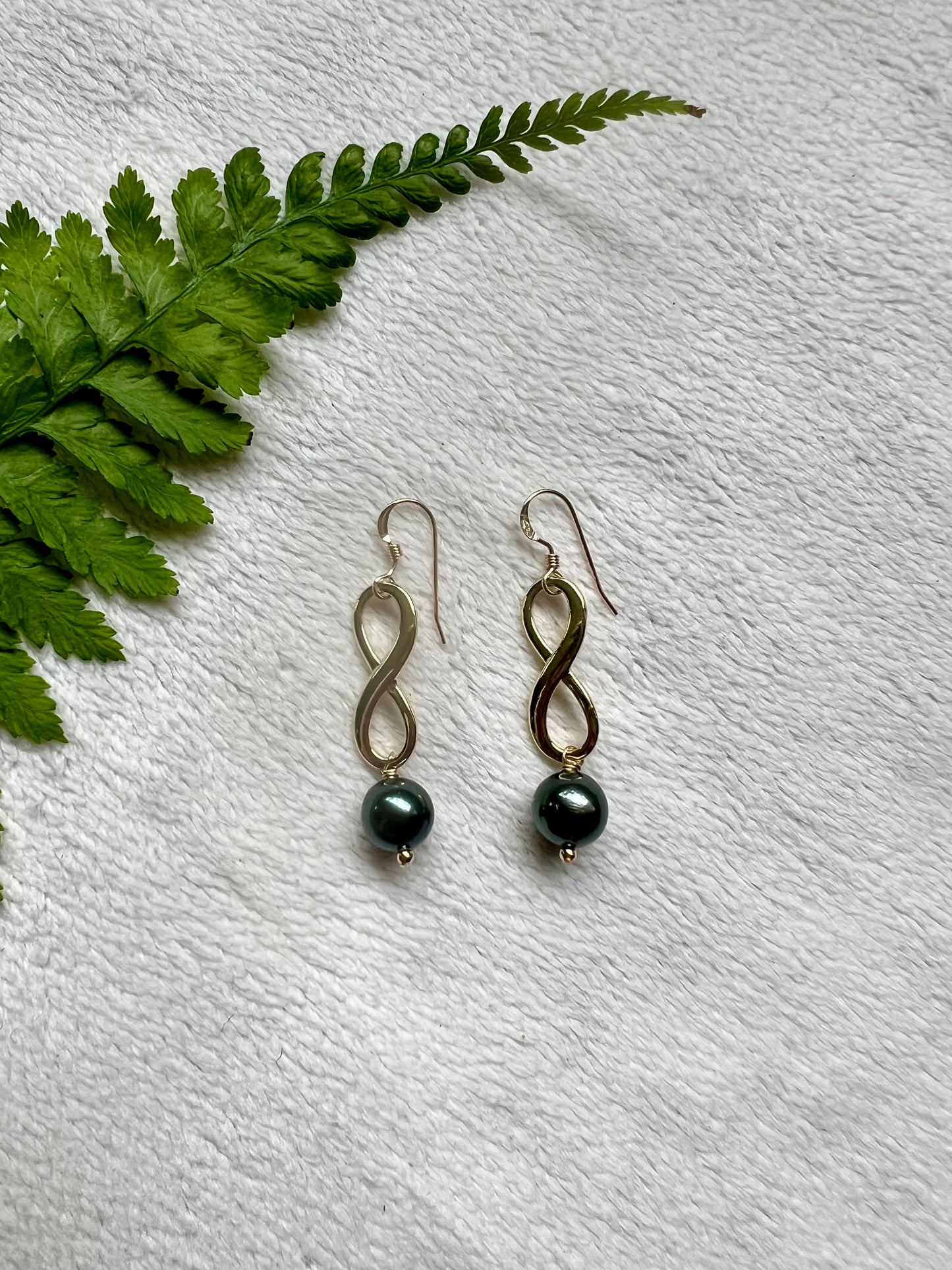 Tahitian Pearl Infinity Earrings